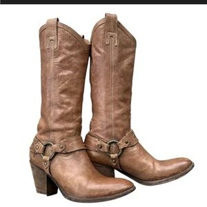 Frye Taylor (Vintage) Leather Western Boots